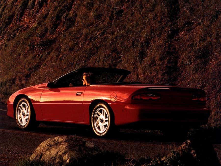  Chevrolet Camaro Z28 Convertible 1993 года  (фото 2 из 4)